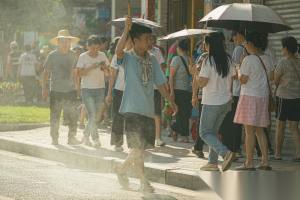 秋老虎9月发威多地35℃高温预警